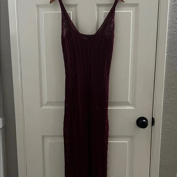 Privy Deep Burgundy Maxi Dressm - Picture 1 of 6